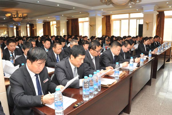 ����������ʱ�������ǲ��ɷݹ�˾�ٿ�2014��ȡ���ս���������ȡ��Ͷ������������