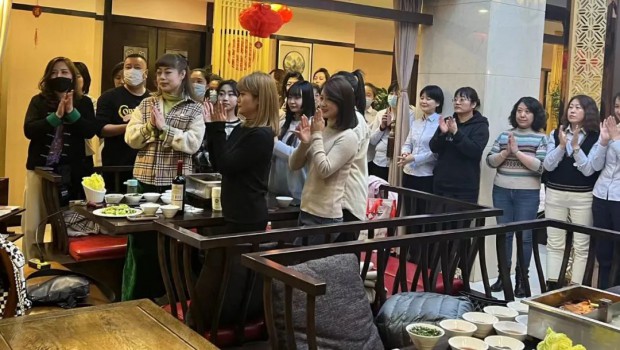 ����������ʱ�������ǲ����ž��С���?�ˡ���Ů�������˶���